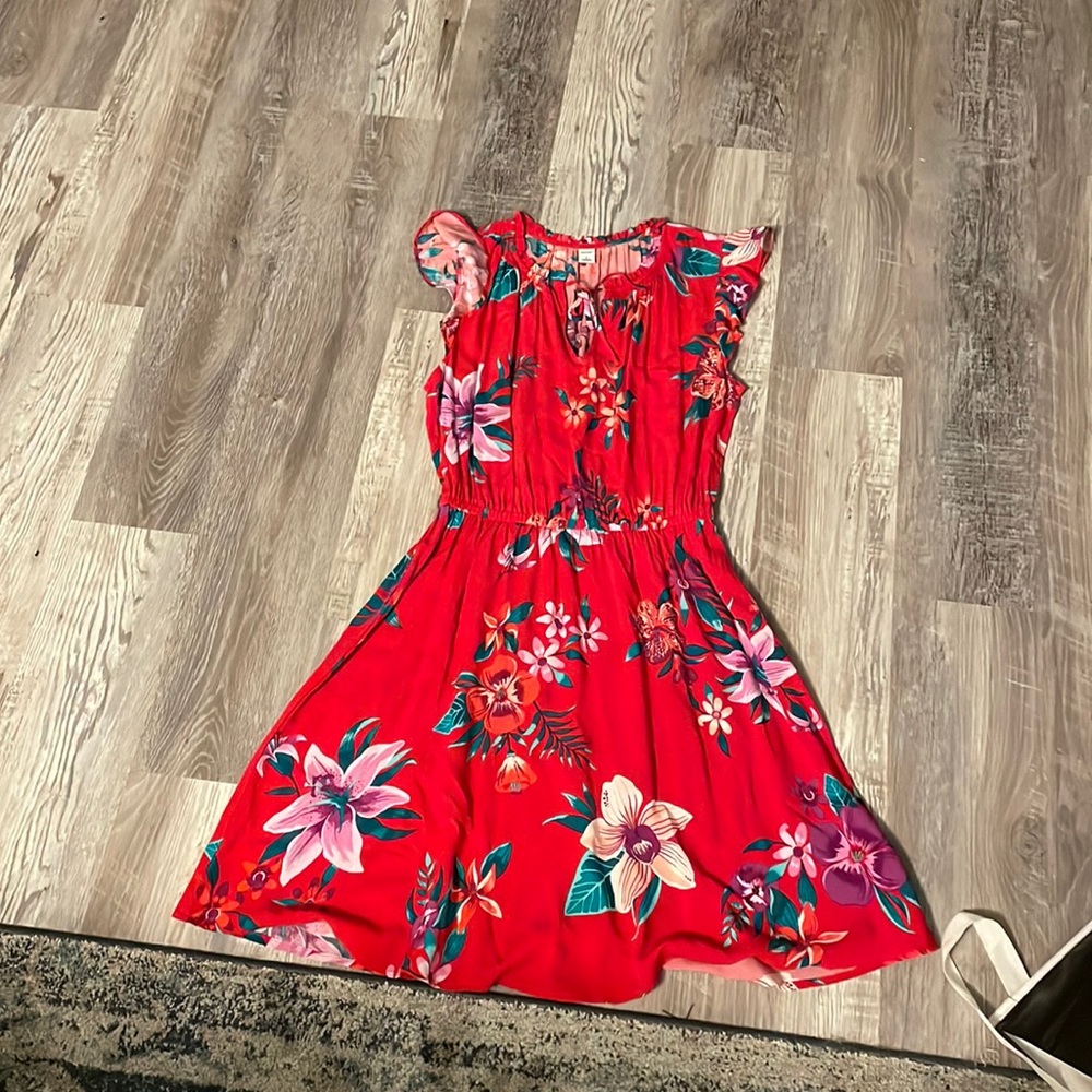 Fiery re old navy size s dress this was worn once to a wedding